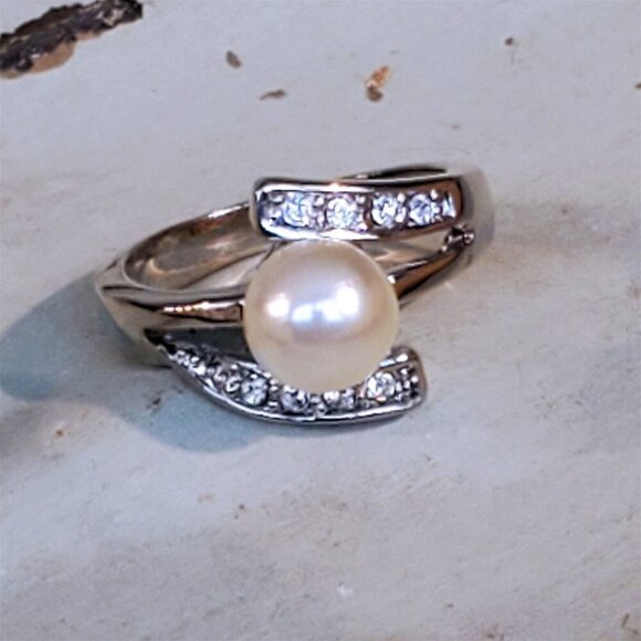 Silver Platinum Plated Austrian Crystal and Pink Cultured Pearl Ring Size 8 - Picture 5 of 8